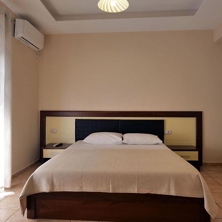 Hotel Jali Himare Exterior foto