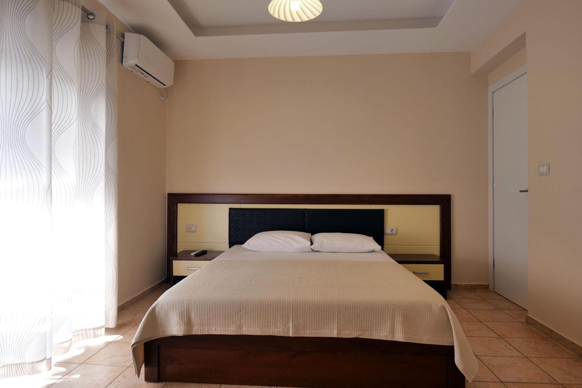 Hotel Jali Himare Exterior foto