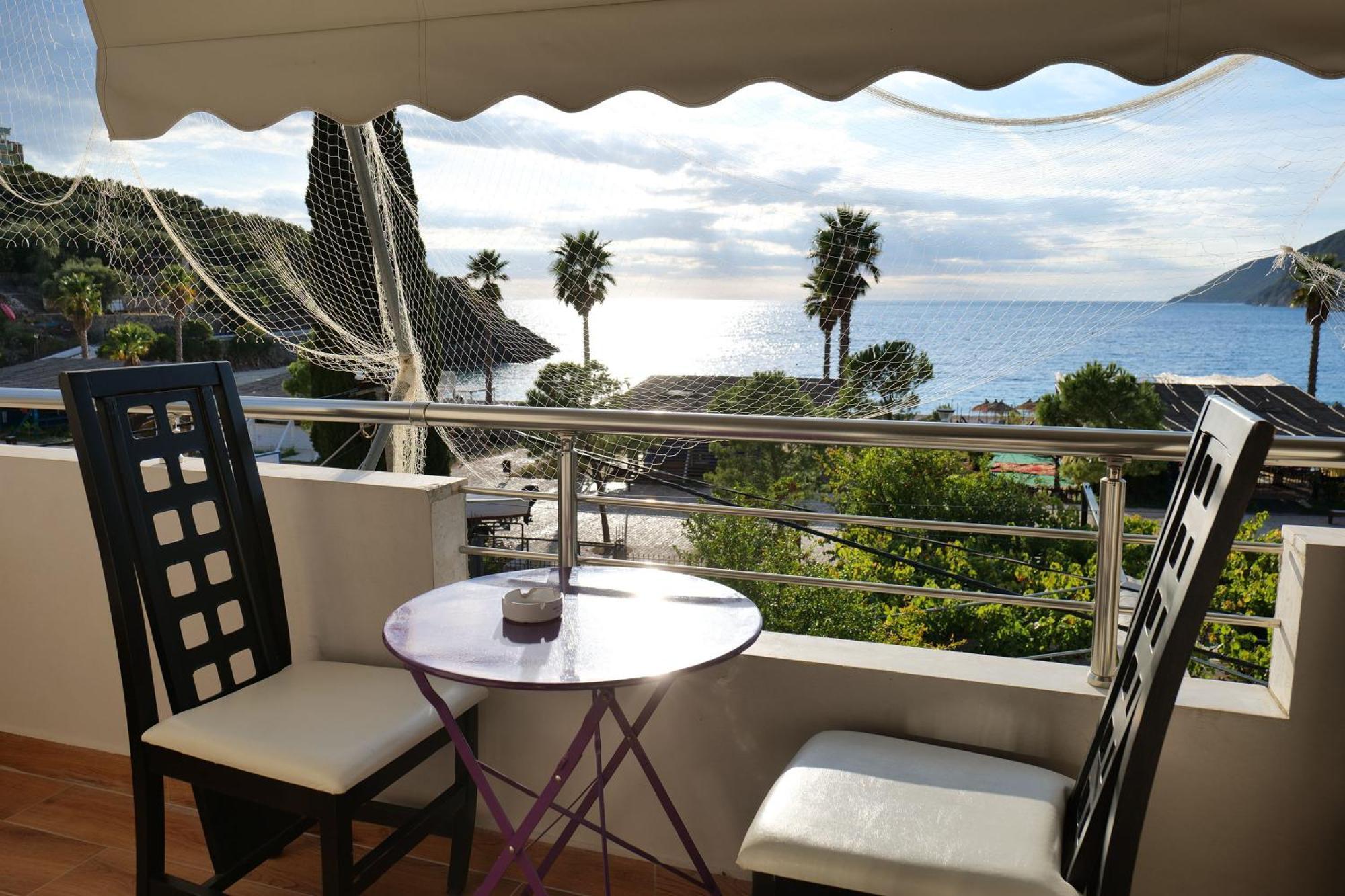 Hotel Jali Himare Exterior foto