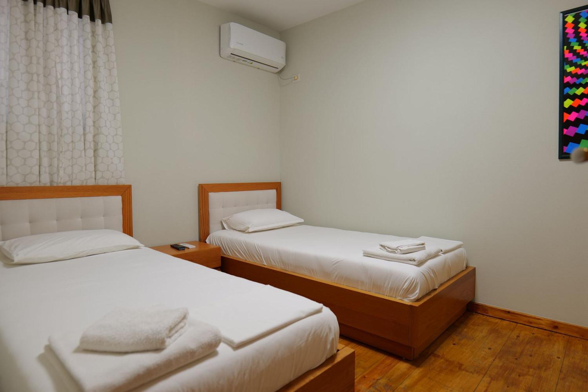 Hotel Jali Himare Exterior foto