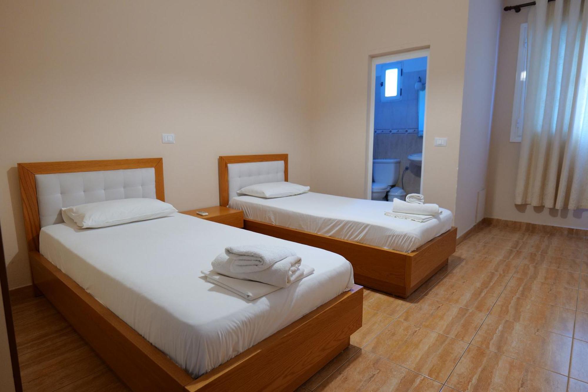 Hotel Jali Himare Exterior foto