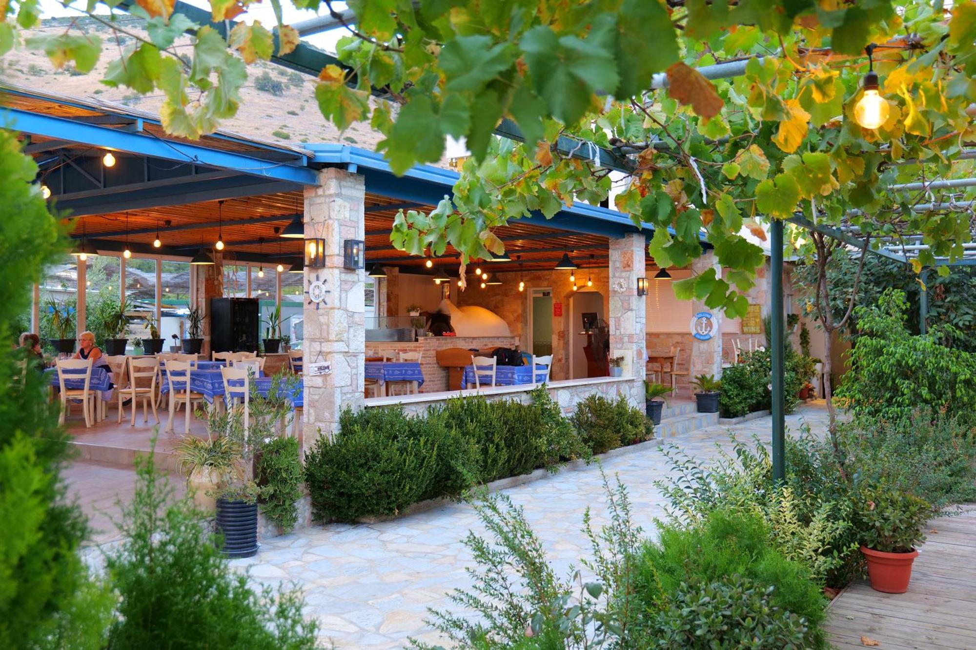 Hotel Jali Himare Exterior foto